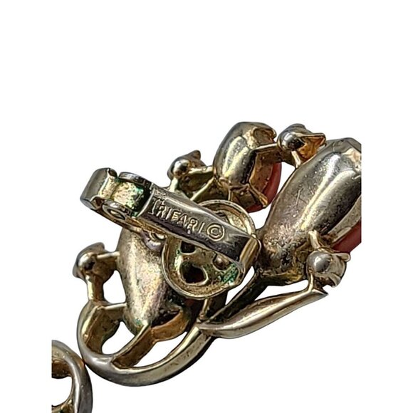 CROWN TRIFARI Clip on Earrings Coral Mold Thermoset 1956 Pebble Beach Collection - Picture 10 of 16